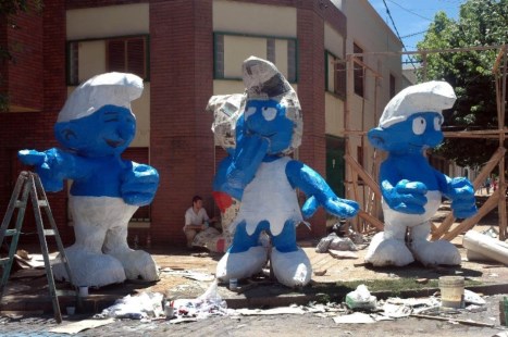 Quemarán en La Plata 94 muñecos gigantes al despedir el año