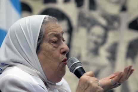 Hebe de Bonafini pidió ser querellante contra el gobierno porteño por el uso de las pistolas Taser