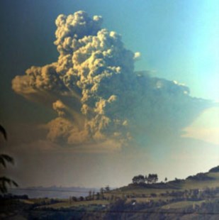 Chile: alerta por temblores en los volcanes Chaitén y Llaima