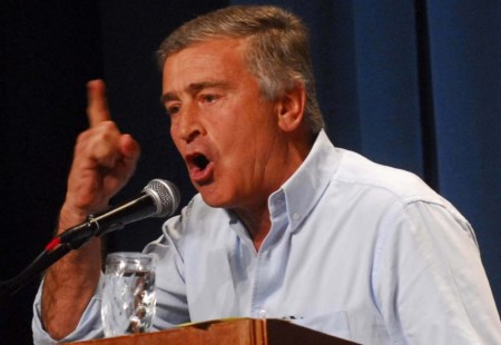 Aguad dice que el kirchnerismo "no defiende" la soberanía en Malvinas