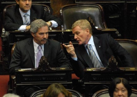 Solá: "Morales tiene que dar explicaciones"