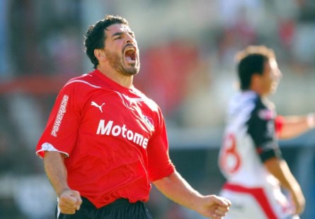A Independiente no le sobró nada pero le ganó a Chacarita y se afirma en la cima
