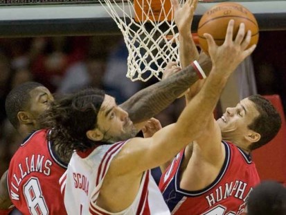 Scola estableció su nuevo récord de puntos en la victoria de Houston