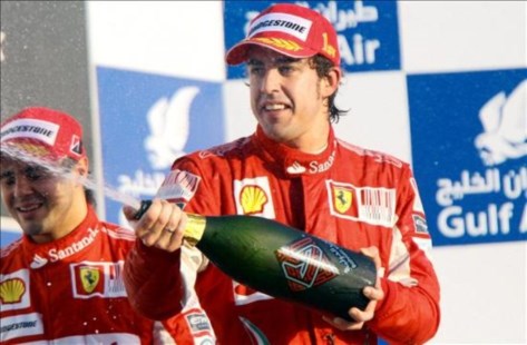 Alonso tuvo un debut soñado en Ferrari