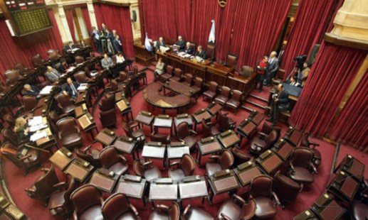 Acuerdan sesionar el jueves y resolver el conflicto por la bicameral en el Senado
