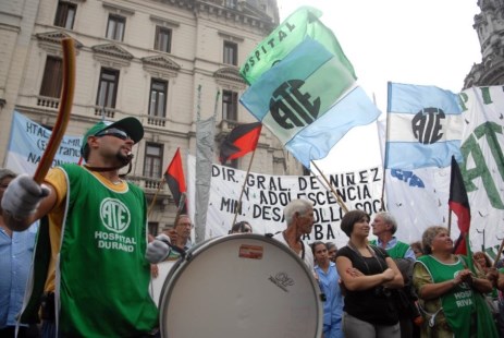 Trabajadores de ATE reclamaron frente a la Jefatura de Gobierno