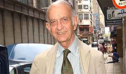 José Martínez de Hoz.