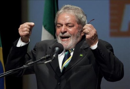Lula anunció la expansión de Petrobras en Africa