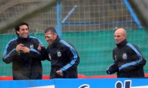 El seleccionado argentino hizo su primera práctica de cara al partido con España