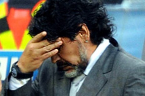 En Italia esperan a Maradona para que pague la deuda al ente recaudador