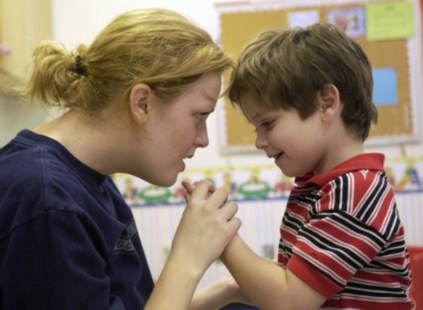 Niños autistas: cómo encarar la educación 