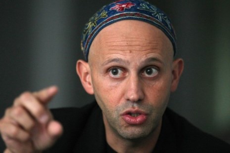 El rabino Bergman reconoció como un error de la designación de Fino Palacios en la Metropolitana