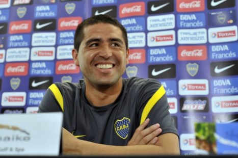 Riquelme dijo que "iría mañana mismo" al Villarreal a ayudarlo en su mal momento