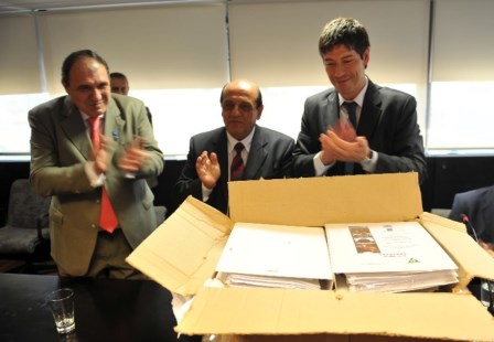 Se conocieron ofertas de obras de desagües cloacales para el saneamiento del Riachuelo