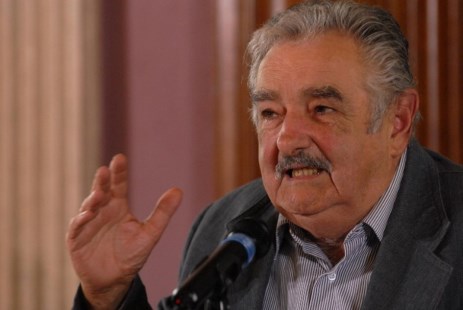 Mujica minimizó las trabas a las importaciones