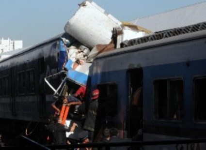 50 muertos y al menos 703 heridos por el choque del tren en Once