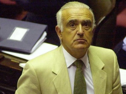 Denuncian a Carlos Ruckauf por supuesta apropiación de fondos de la "caja chica" del Senado