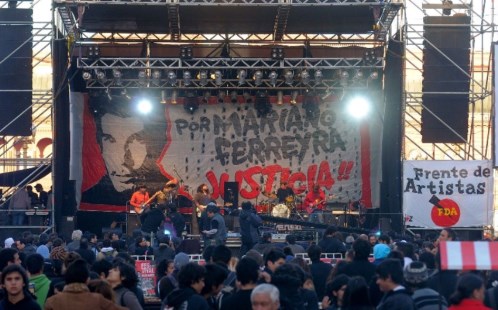 Festival musical en Plaza de Mayo para reclamar justicia por Mariano ...
