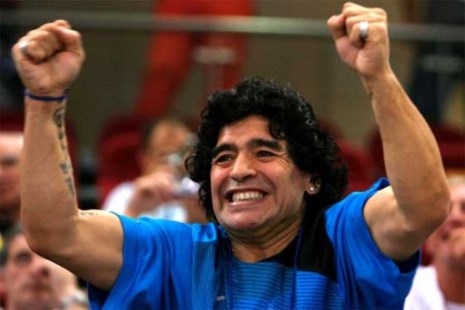Maradona vuelve a la Selección luego de 14 años