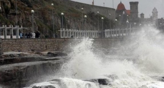 Después de sufrir un gran apagón, Mar del Plata fue sacudida por un temporal de fuertes vientos, lluvia y granizo 