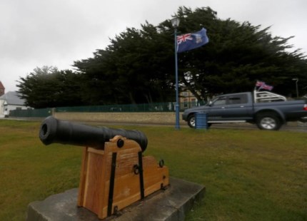 Comenzó el referéndum en las Islas Malvinas