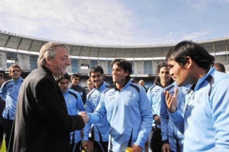 Lanata denunció que Néstor Kirchner y Lázaro Báez compraron pases de jugadores para Racing