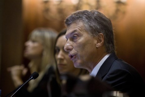 Para Macri es "una agresión gratuita a los hinchas del fútbol"