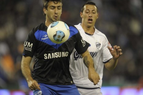 Vélez se recuperó y venció a Quilmes que quedó más preocupado