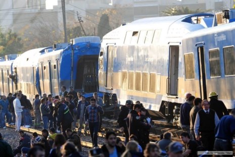 Denuncian penalmente a los dueños de Metrovías y Ferrovías por el choque en Castelar