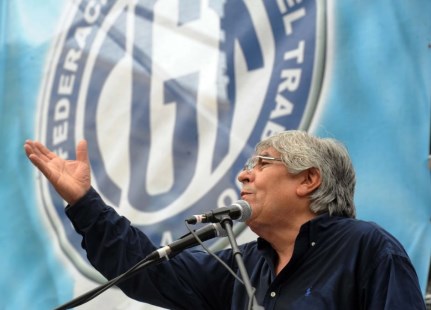 Moyano acusó al intendente de Tigre de no fijar una postura clara frente al kirchnerismo