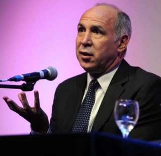Ley de Medios: increpan a Lorenzetti en una charla