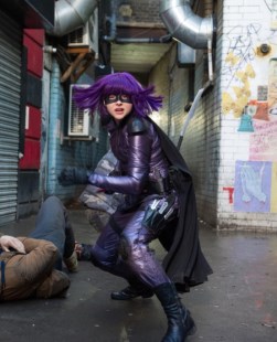 Hit Girl (Chloë Grace Moretz), una superheroína dispuesta a todo.