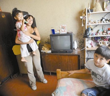 El calvario de vivir sin tener documentos