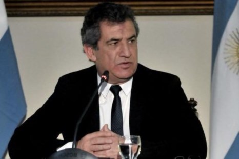 Urribarri pidió a los exportadores "un poquito de actitud patriótica" y que liquiden la cosecha de soja