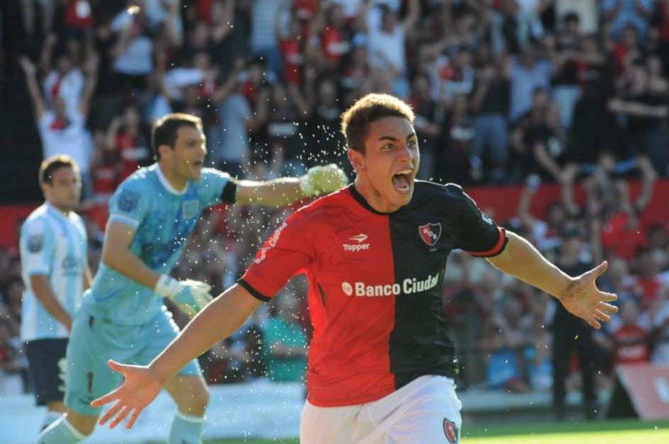 Newell's le dio otro golpe a Racing y lo mandó al fondo de la tabla ...