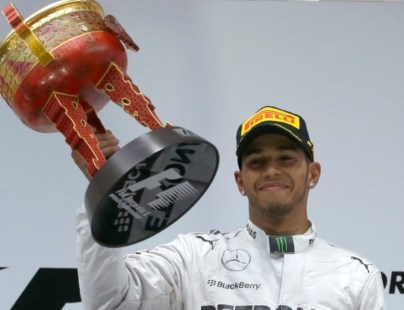 Hamilton logró en China su tercera victoria consecutiva