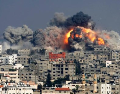 Al menos 100 muertos en una jornada sangrienta en Gaza 
