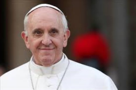 El Papa recibió al sacerdote argentino párroco del único templo católico en Gaza