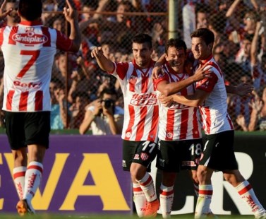 Unión se convirtió en el primer ascendido a Primera