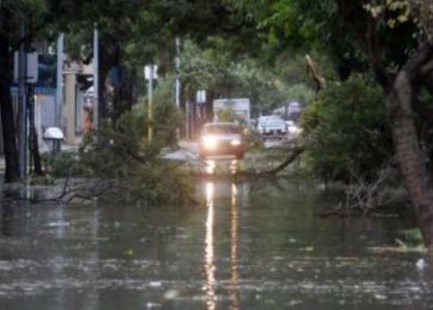 Un fuerte temporal causó daños en el centro del país