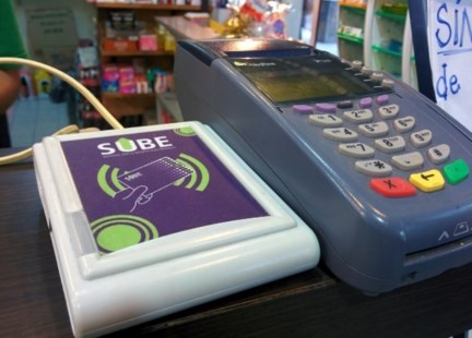 Inconvenientes para cargar crédito en la tarjeta SUBE por la "actualización del software"