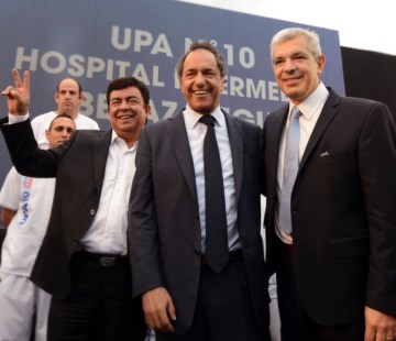 Scioli inauguró un nuevo hospital UPA 24 en Berazategui junto a Domínguez y Espinoza