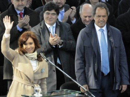 CFK no sólo armó la sucesión; también irrumpió en la campaña 