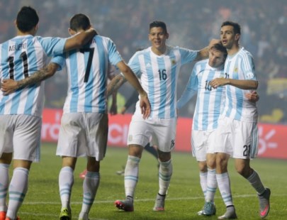 Argentina aplastó a Paraguay y jugará la final de la Copa América
