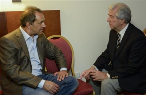 Scioli se reúne con Tabaré Vázquez en Montevideo y con Dilma Rousseff en Brasilia