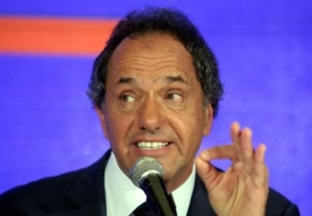 Scioli dio por terminado el incidente entre Espinoza y el macrismo