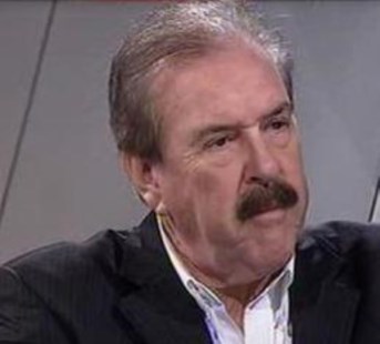 Para el ex vicegobernador de Santa Cruz, Cristina "no puede decir que desconocía" los manejos financieros de Báez