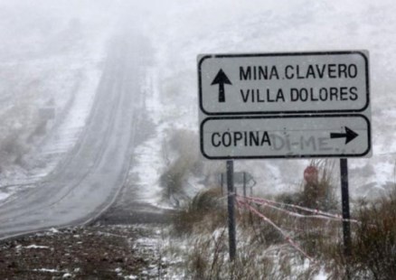 Por las nevadas debieron rescatar a unas 100 personas de las zonas montañosas de La Rioja y Córdoba