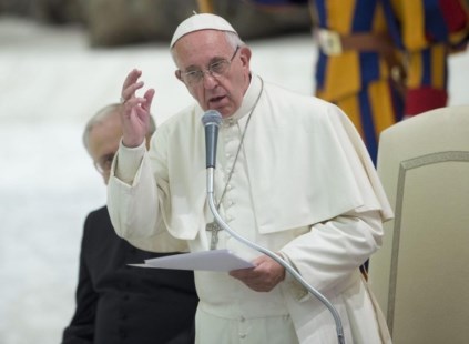 Francisco señaló que a la Patria como a la madre, "no se la puede vender"