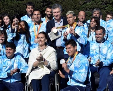 Macri recibió a los atletas paralímpicos: "Cuando hay voluntad, mil cosas se pueden hacer"